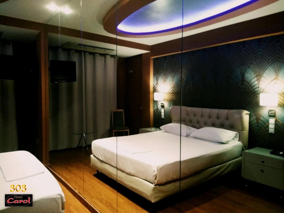 Carol Hotel Piraeus Exterior photo